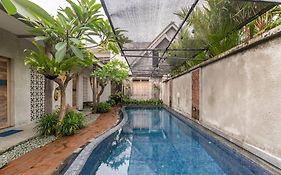 Surfer Garden